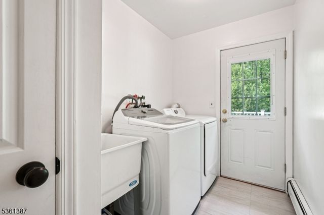 4 Shelter Cove Rd, Denville Twp., NJ 07950