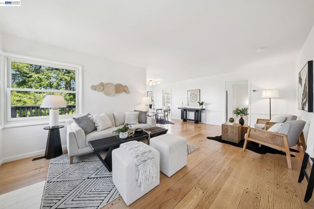 39 Chatsworth Ct, Oakland, CA 94611