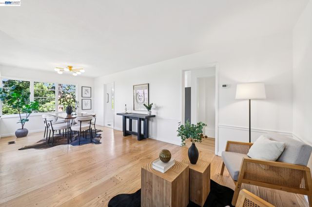 39 Chatsworth Ct, Oakland, CA 94611