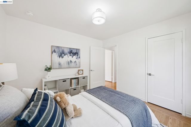 39 Chatsworth Ct, Oakland, CA 94611