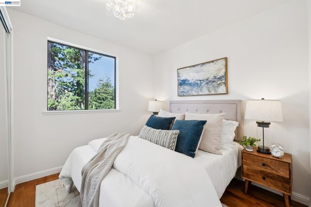 39 Chatsworth Ct, Oakland, CA 94611