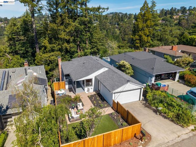 39 Chatsworth Ct, Oakland, CA 94611