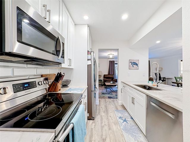 1711 PELICAN COVE ROAD GL342, Sarasota, FL 34231