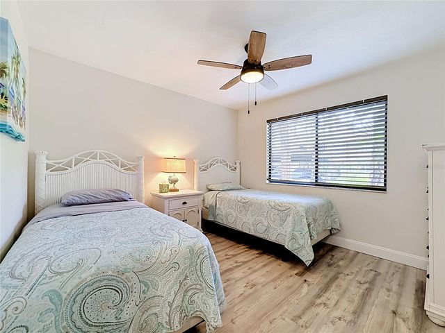1711 PELICAN COVE ROAD GL342, Sarasota, FL 34231