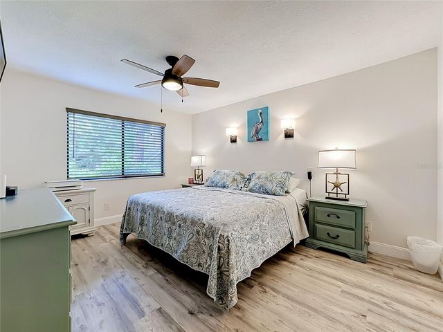 1711 PELICAN COVE ROAD GL342, Sarasota, FL 34231