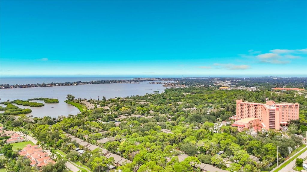 1711 PELICAN COVE ROAD GL342, Sarasota, FL 34231
