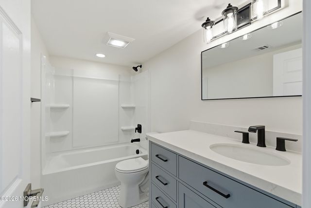 36 Academy Street, Farmingdale, NJ 07727