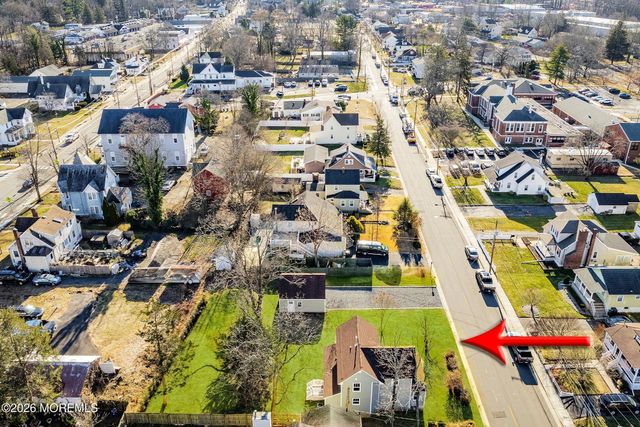 36 Academy Street, Farmingdale, NJ 07727