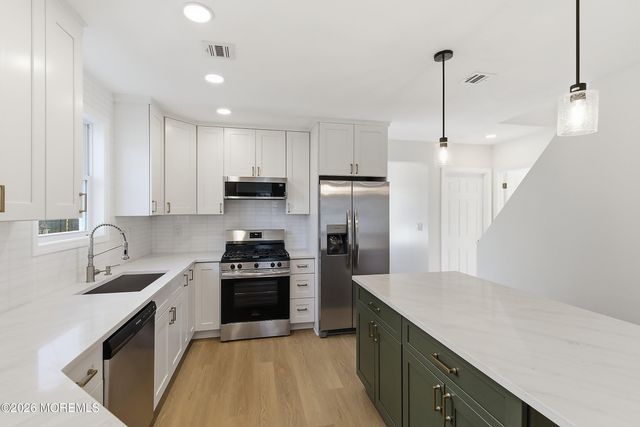 36 Academy Street, Farmingdale, NJ 07727