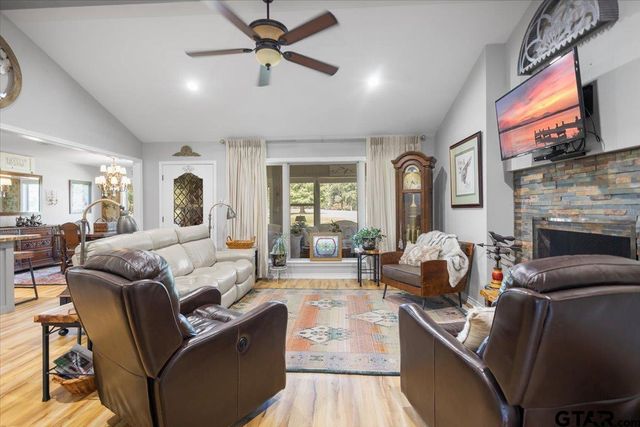 235 Fairlawn, Hideaway, TX 75771