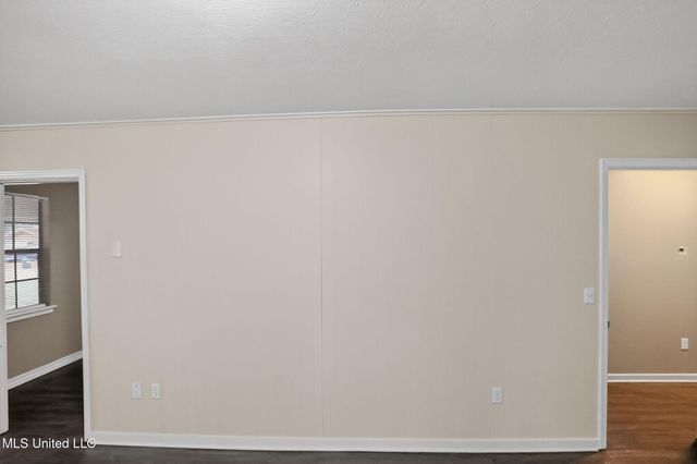 5742 Wildflower Drive, Jackson, MS 39209