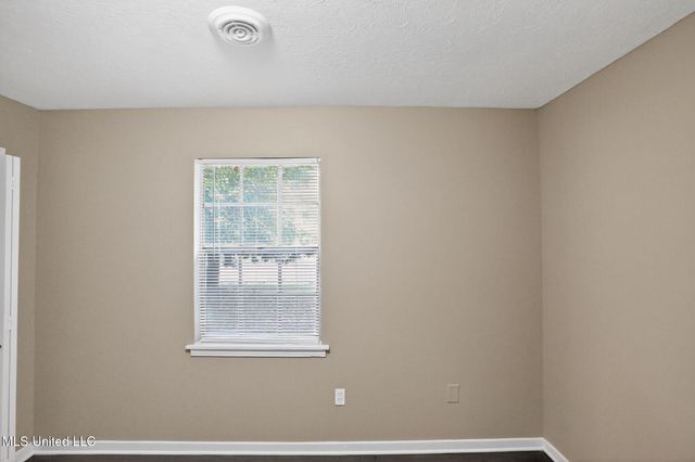 5742 Wildflower Drive, Jackson, MS 39209