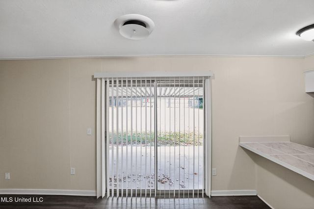 5742 Wildflower Drive, Jackson, MS 39209