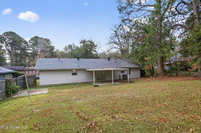 5742 Wildflower Drive, Jackson, MS 39209