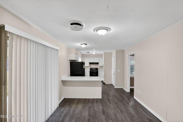 5742 Wildflower Drive, Jackson, MS 39209