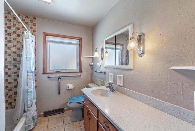 921 3rd AVENUE, Grafton, WI 53024