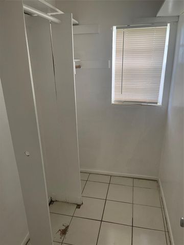 700 NW 13th Street, Fort Lauderdale, FL 33311