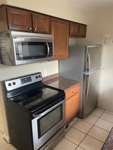 700 NW 13th Street, Fort Lauderdale, FL 33311