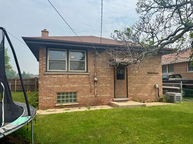 3747 E 112th Street, Chicago, IL 60617