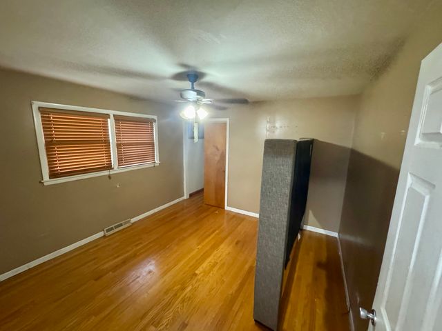 3747 E 112th Street, Chicago, IL 60617