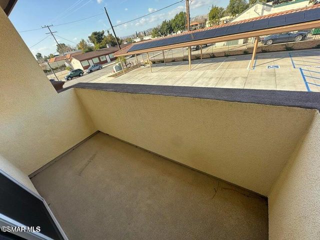 1850 Buyers Street 203, Simi Valley, CA 93063