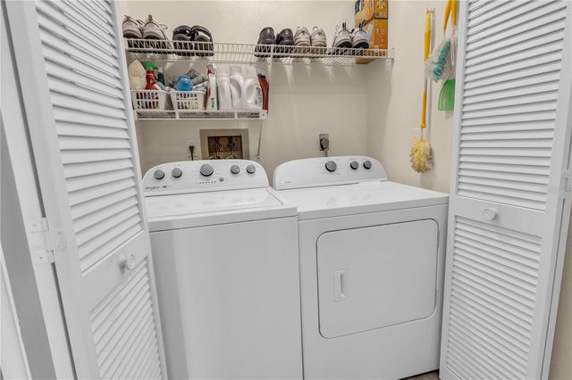 4332 MARSEILLES AVENUE 3236, Sarasota, FL 34233