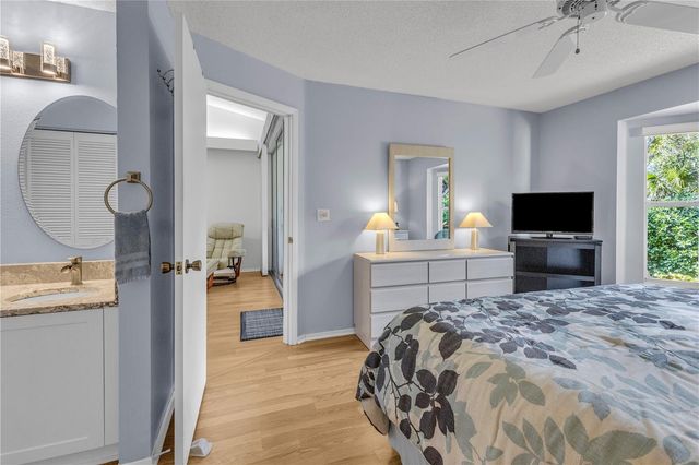 4332 MARSEILLES AVENUE 3236, Sarasota, FL 34233