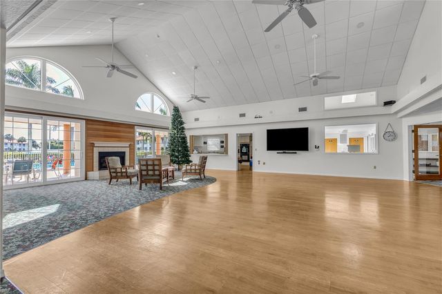 4332 MARSEILLES AVENUE 3236, Sarasota, FL 34233