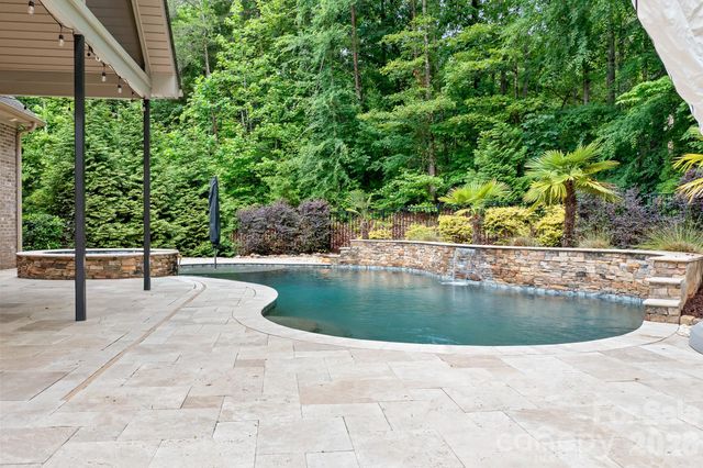 115 Buckingham Place Road, Mooresville, NC 28115