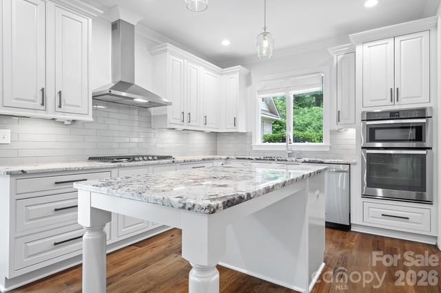 115 Buckingham Place Road, Mooresville, NC 28115