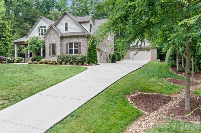 115 Buckingham Place Road, Mooresville, NC 28115