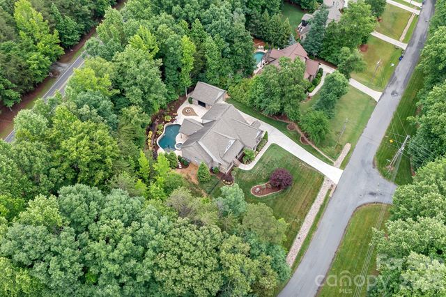 115 Buckingham Place Road, Mooresville, NC 28115