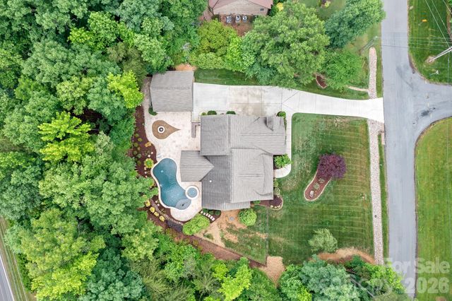 115 Buckingham Place Road, Mooresville, NC 28115