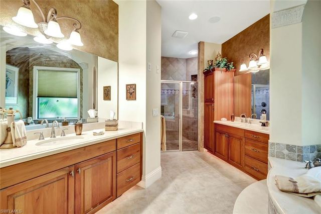 4536 SW 12th PL, Cape Coral, FL 33914