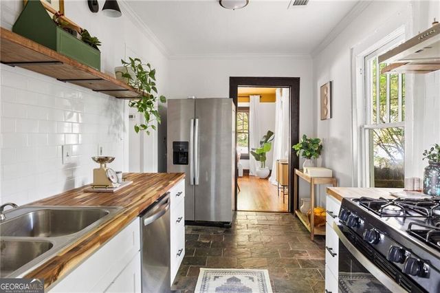 818 Elbert Street SW, Atlanta, GA 30310