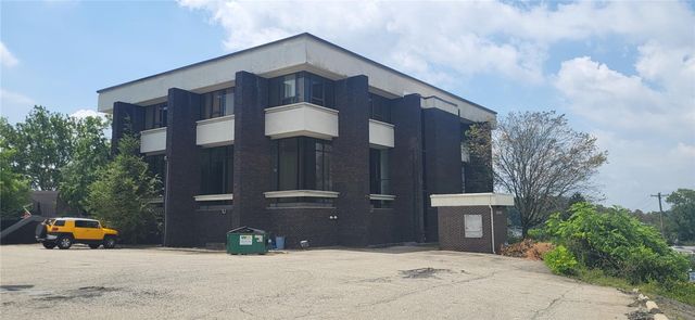12000 Frankstown Rd, Penn Hills, PA 15235