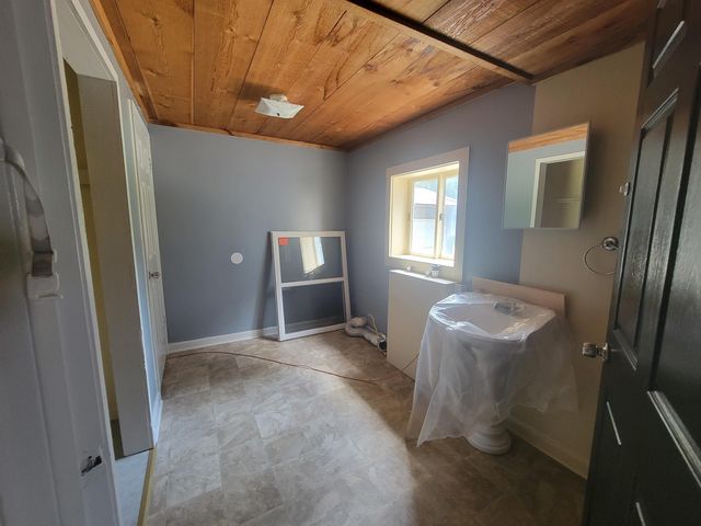 11372 N Linden Road, Clio, MI 48420