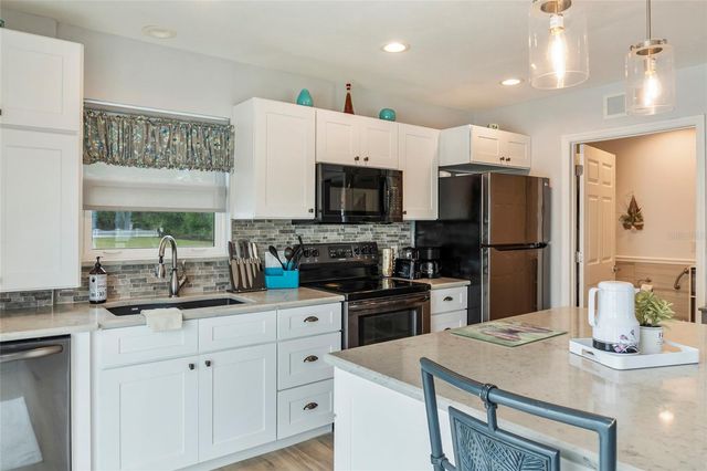 29005 PALM SHORES BOULEVARD, Punta Gorda, FL 33982