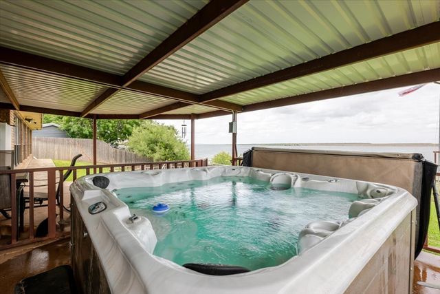 199 Willingham Loop, Seymour, TX 76380