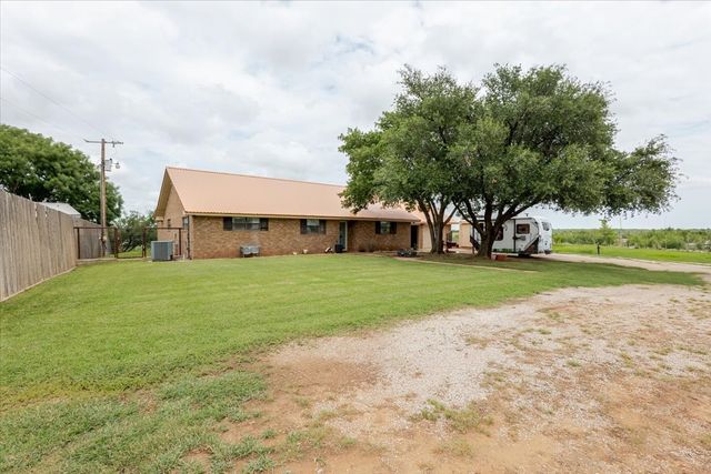 199 Willingham Loop, Seymour, TX 76380