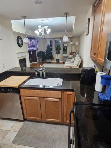 114 Granite Street 318, Westerly, RI 02891