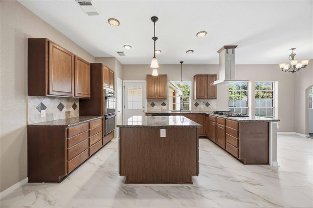 4712 Broadmoor Drive, League City, TX 77573