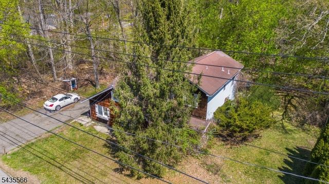 11 Greenbrook Dr, West Milford Twp., NJ 07480