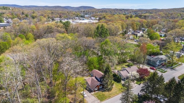 11 Greenbrook Dr, West Milford Twp., NJ 07480