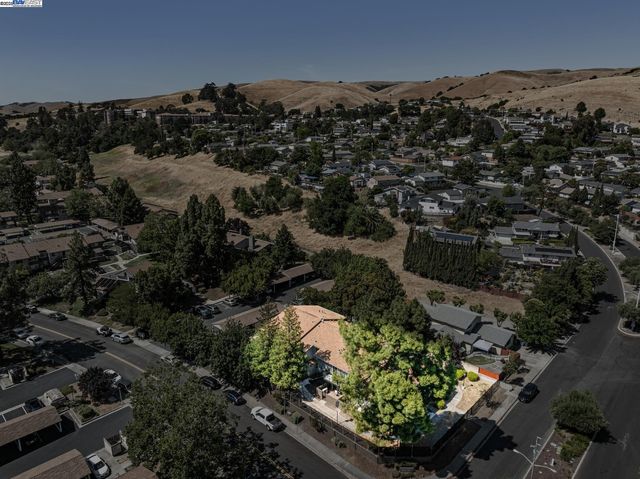 213 Ladera Plz, Union City, CA 94587