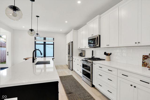 1405 E Vermont Street, Indianapolis, IN 46201