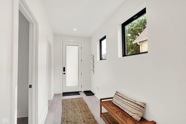 1405 E Vermont Street, Indianapolis, IN 46201