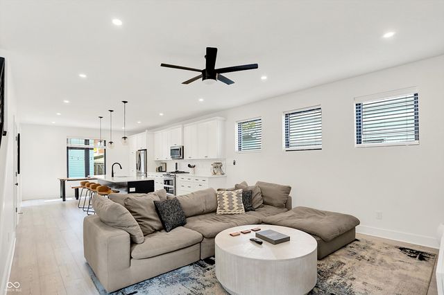 1405 E Vermont Street, Indianapolis, IN 46201