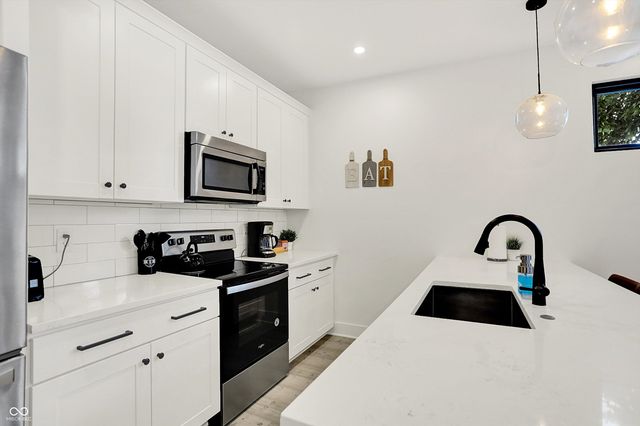 1405 E Vermont Street, Indianapolis, IN 46201