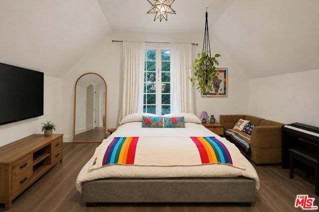 29105 Old Mill Creek Lane, Agoura Hills, CA 91301